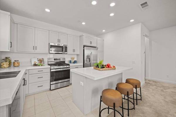 1229 Sunrise #104, San Marcos, CA 92078