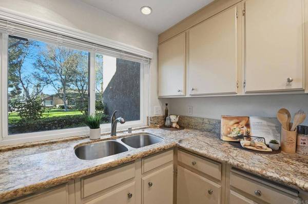 17 Cheyenne #64, Irvine, CA 92604