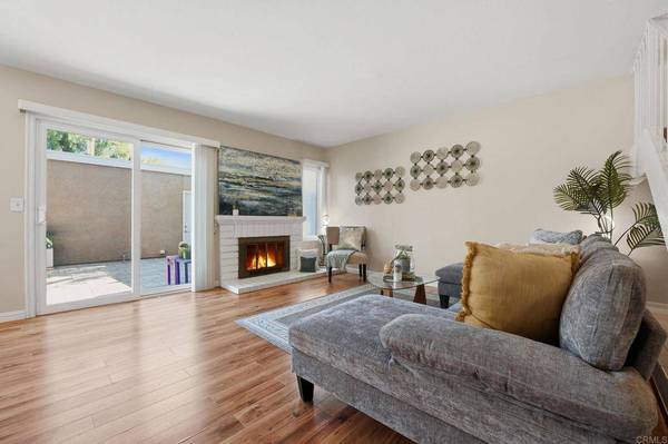 17 Cheyenne #64, Irvine, CA 92604