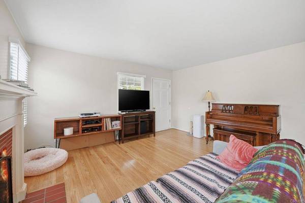 6974 Capistrano WAY, Riverside, CA 92504