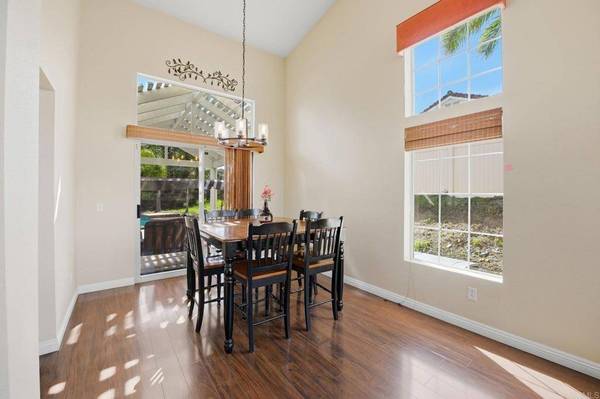 833 Bel Esprit CIR, San Marcos, CA 92069