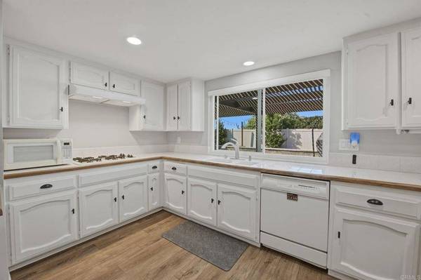 2029 La Brea ST, Escondido, CA 92026