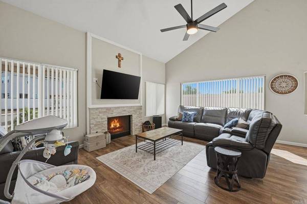 2029 La Brea ST, Escondido, CA 92026