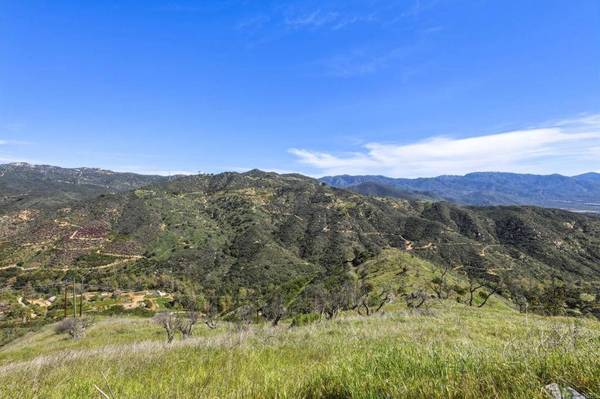 10148 Alex RD, Fallbrook, CA 92028