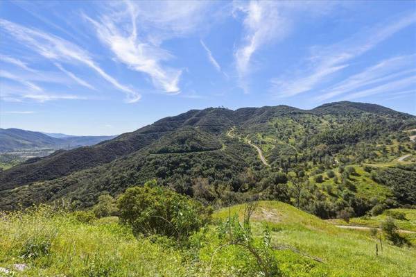 10148 Alex RD, Fallbrook, CA 92028