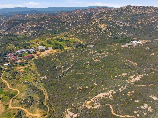 Rainbow Heights RD, Fallbrook, CA 92028