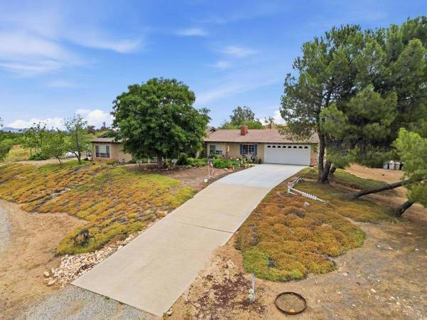 23264 Rolling Meadows DR, Perris, CA 92570