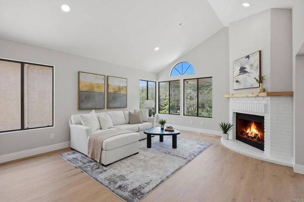 2262 Vista Valley LN, Vista, CA 92084