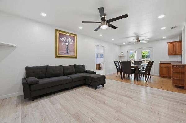 656 Parker ST, Oceanside, CA 92057
