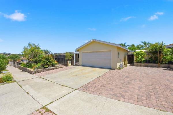 656 Parker ST, Oceanside, CA 92057