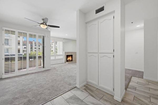 5845 Friars RD #1216, San Diego, CA 92110