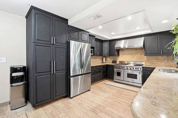 12661 Ridgeton DR, Lakeside, CA 92040