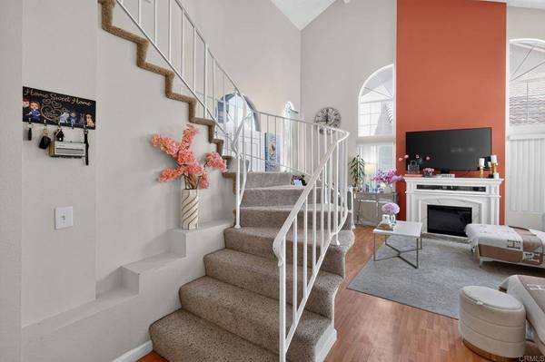 6025 E Hackamore LN, Anaheim, CA 92807