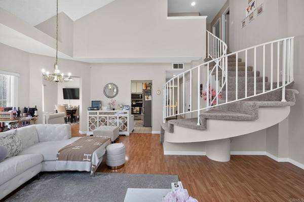 6025 E Hackamore LN, Anaheim, CA 92807