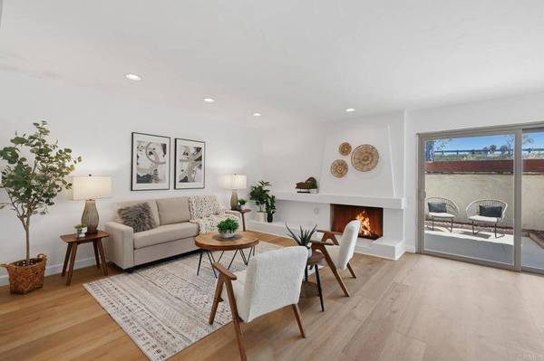 4250 Loma Riviera LN, San Diego, CA 92110