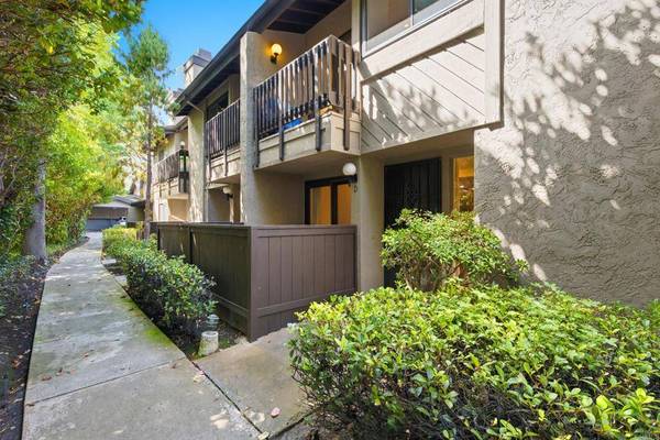 8346 Via Sonoma #D