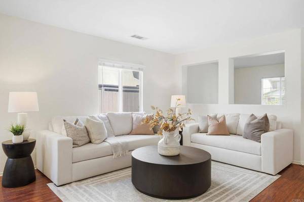 1009 Longfellow CT, Oceanside, CA 92057