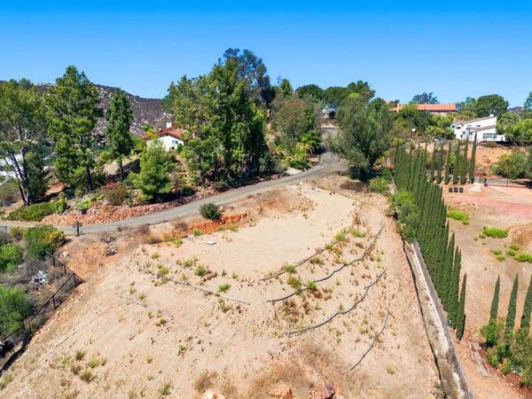 26421 Sky DR, Escondido, CA 92026
