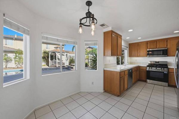 10260 Pinon PL, Lakeside, CA 92040