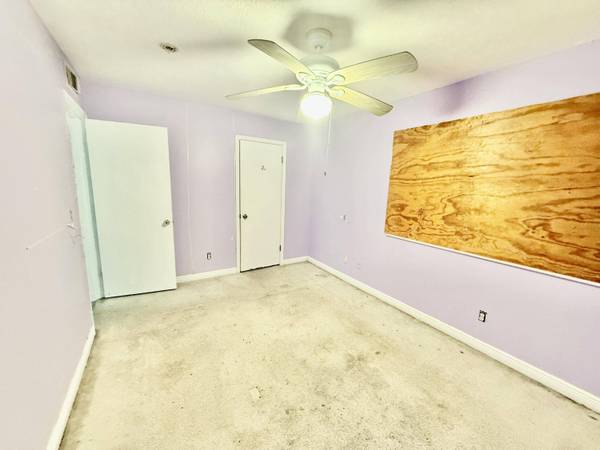 129 NE Tunison AVE, Port Saint Lucie, FL 34983