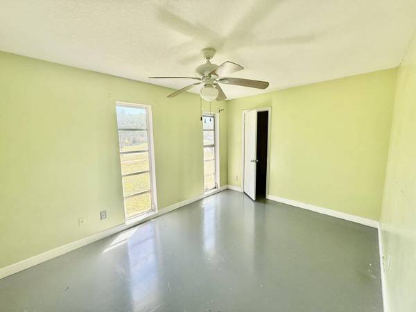 129 NE Tunison AVE, Port Saint Lucie, FL 34983