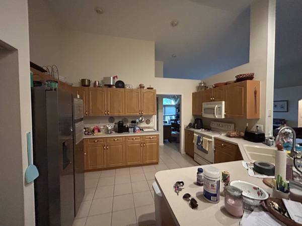 2498 SE Addison ST, Port Saint Lucie, FL 34984