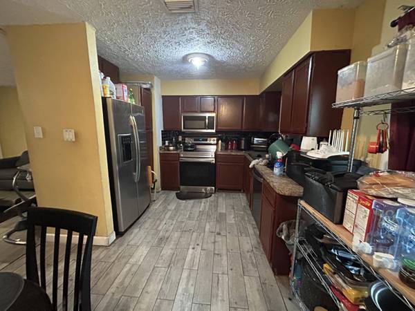 213 SW Chapman AVE, Port Saint Lucie, FL 34953