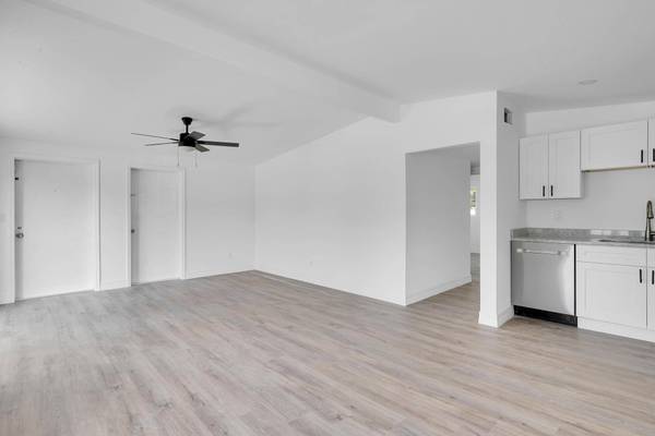 907 Skylark DR, Fort Pierce, FL 34982