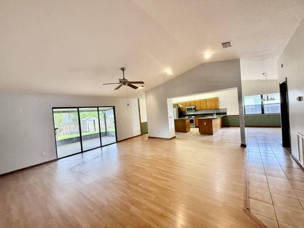 633 SW Gailbreath AVE, Port Saint Lucie, FL 34953