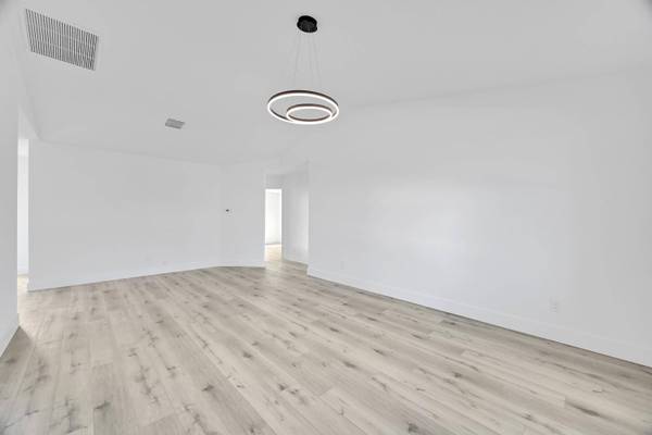 5584 SE Katharine AVE, Stuart, FL 34997