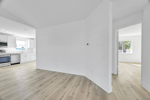 5584 SE Katharine AVE, Stuart, FL 34997