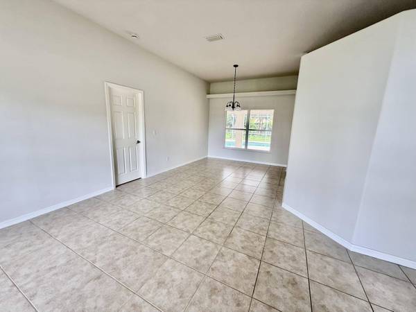 2901 SW Collings DR, Port Saint Lucie, FL 34953