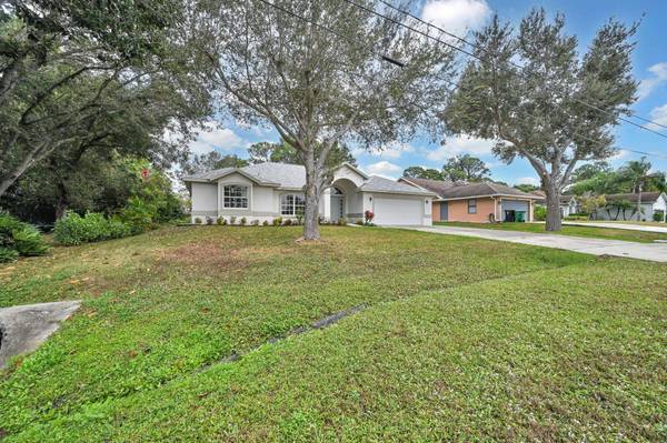 2901 SW Collings DR, Port Saint Lucie, FL 34953