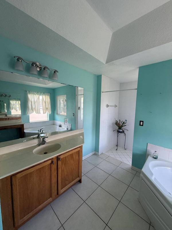 3982 SW Kabane ST, Port Saint Lucie, FL 34953