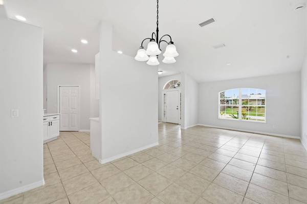 2901 SW Collings DR, Port Saint Lucie, FL 34953