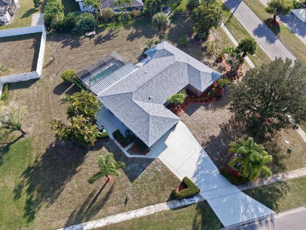 1704 SE Adair RD, Port Saint Lucie, FL 34984
