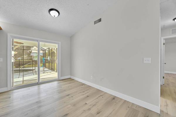 520 NW Azalea AVE, Port St Lucie, FL 34983