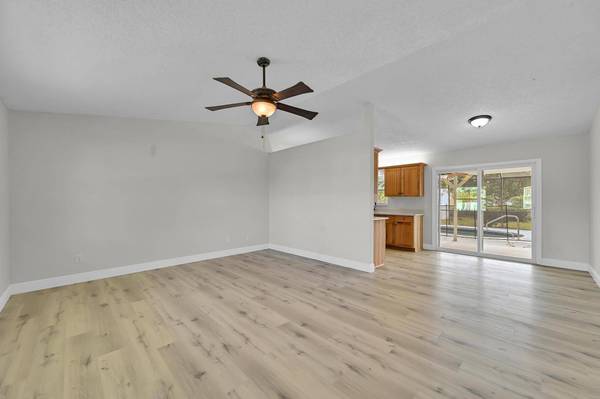 520 NW Azalea AVE, Port St Lucie, FL 34983