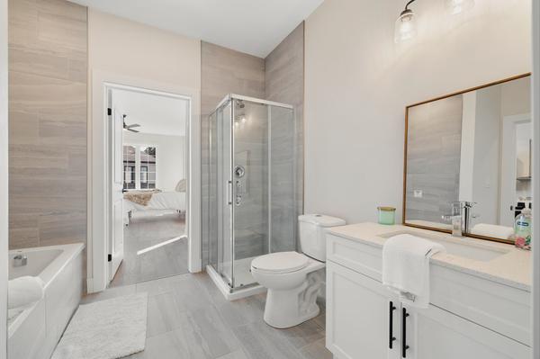 4 PC BATHROOM