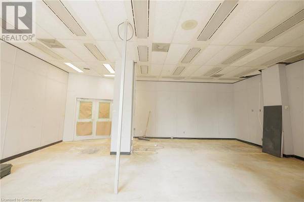 30 DUKE Street W, Kitchener, ON N2H3W4