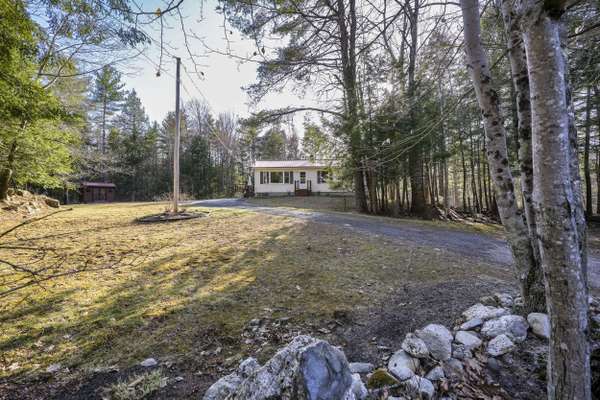 79 Ramsdell RD, Gray, ME 04039