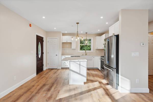 33 Marcelle AVE, South Portland, ME 04106