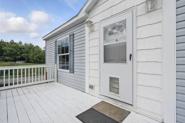 45 Lone Pine DR, Sabattus, ME 04280