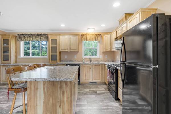 45 Lone Pine DR, Sabattus, ME 04280