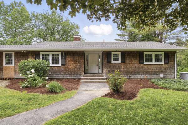 305 River RD, Buxton, ME 04093