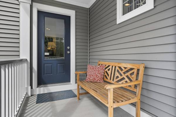 26 Ocean Greens DR, Saco, ME 04072