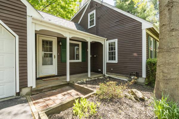 44 Winnocks Neck RD, Scarborough, ME 04074