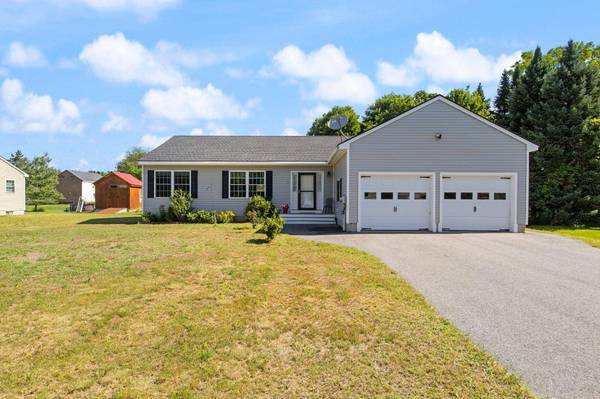 14 Sunset AVE, North Berwick, ME 03906
