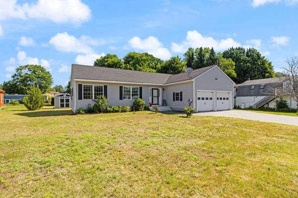 14 Sunset AVE, North Berwick, ME 03906