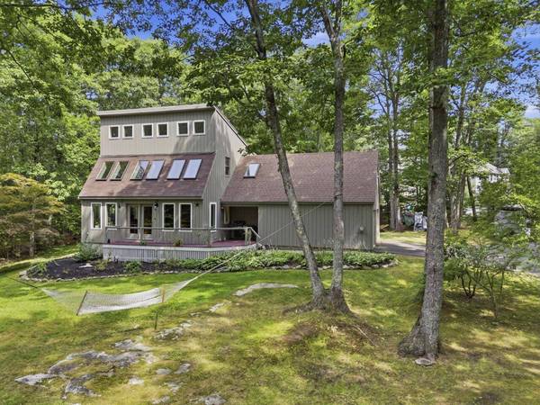 226 Bruce Hill RD, Cumberland, ME 04021